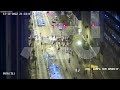 Momentos del ataque a la infraestructura del Metropolitano en el Centro de Lima.