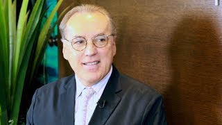 Gold Price Should Be US$7000 an Ounce, Says Frank Holmes