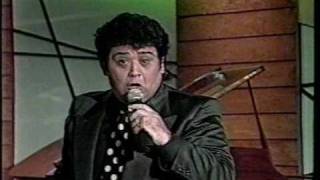 DANNY VEGA ... 12 AÑOS Y LA VOZ MEJOR... IMITACION DE RAPHAEL. 1999-2011-..wmv