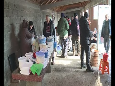 Rezultat slika za Pijaca u Tutinu tradicionalno dobro snabdevena