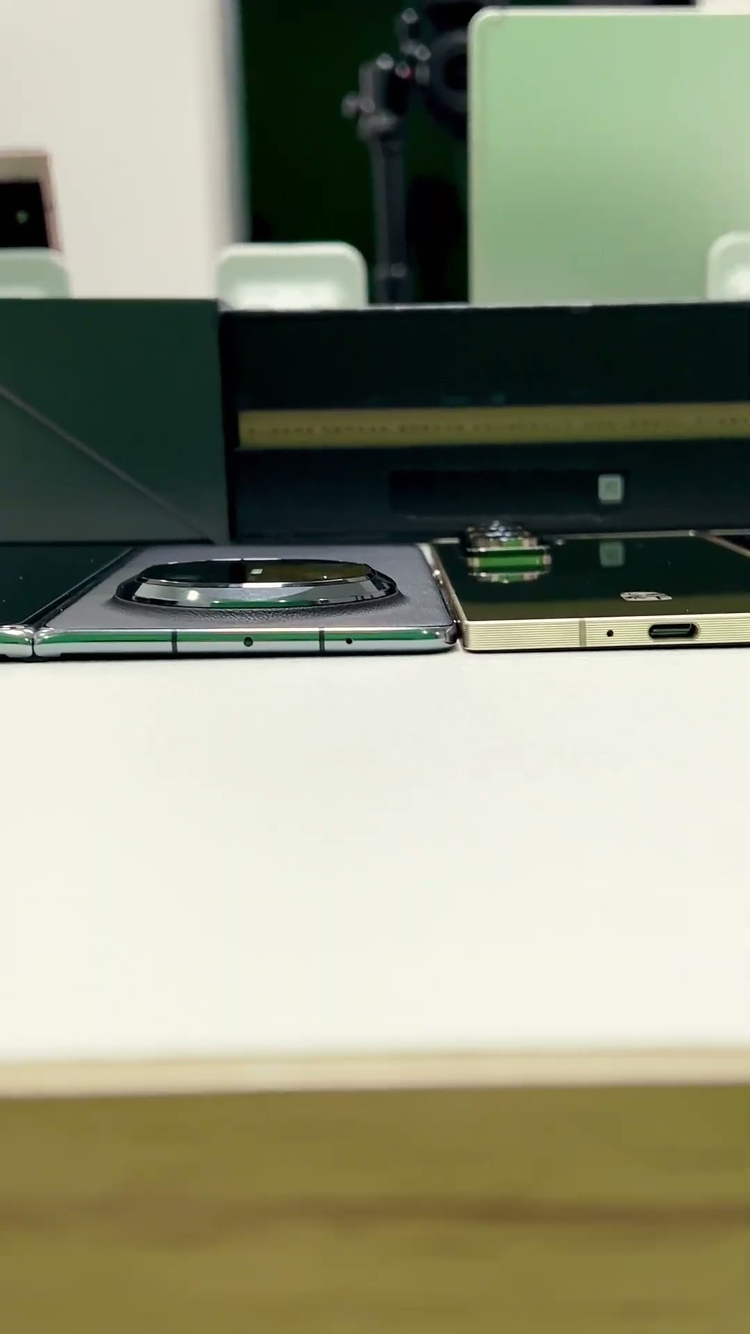 Is the W25 really thick? Digital Technology Mobile Phone Huawei Samsung  #shorts
