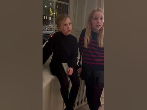 Syskon bråkar som vanligt - YouTube