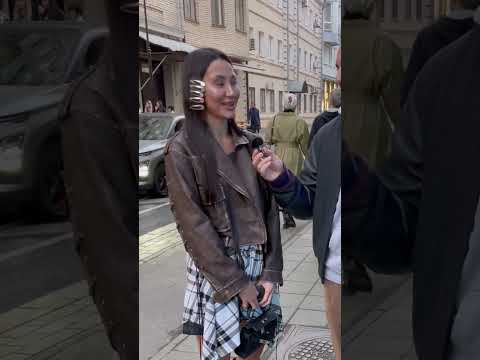 Влюблена в парня подруги #shorts #интервью #опрос #патрики #патриаршиепруды #москва