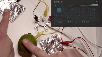 How to make musical instruments with Quirkbot by Strawbees