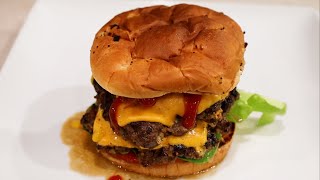 The secrets to tasty, juicy SMASH BURGERS. My husband's recipe