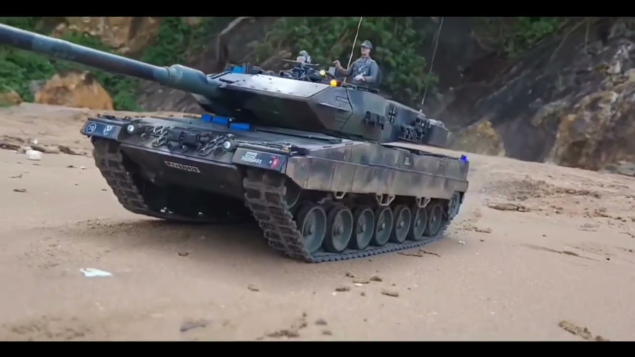RC tank 1/16 scale Leopard 2A6 beach run