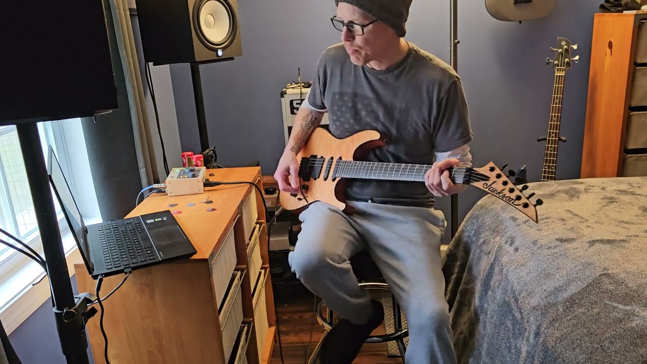 I put EMG 81/SA/SA into my Jackson Soloist SL3Q-MAH