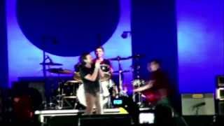 Pearl Jam Black and Alive in Rio 2011 by LongPearlJamVideos 211 views 10 years ago 15 minutes