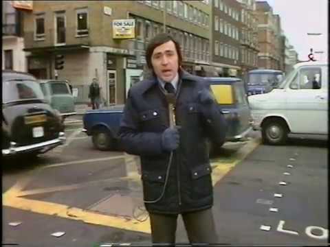 How to use a box junction | 1970s London | 1970s cars | Drive in | 1977
