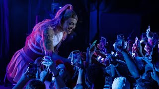 Pabllo Vittar performando "Cadeado" no #TIMMusicNoitesCariocas. (COMPLETO | 01/04/2023)