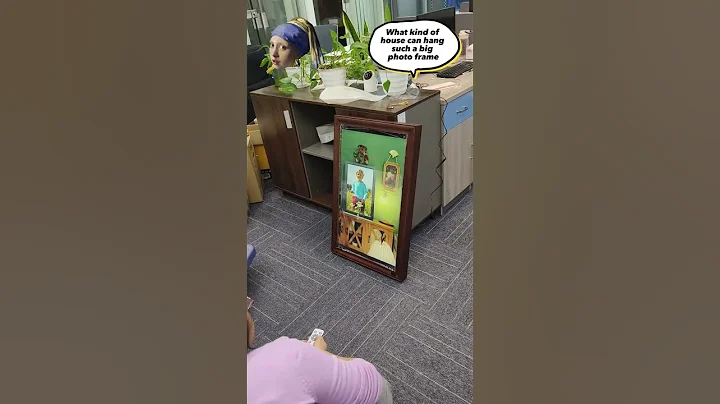 When I saw such a huge wifi photo frame at Kodak Frame Company, I was completely shocked！！