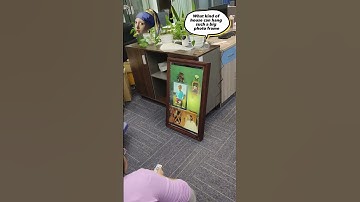 When I saw such a huge wifi photo frame at Kodak Frame Company, I was completely shocked！！