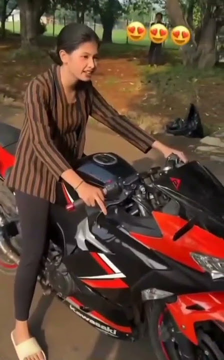 keren banget kak basmalah naik motor nya ❤😎