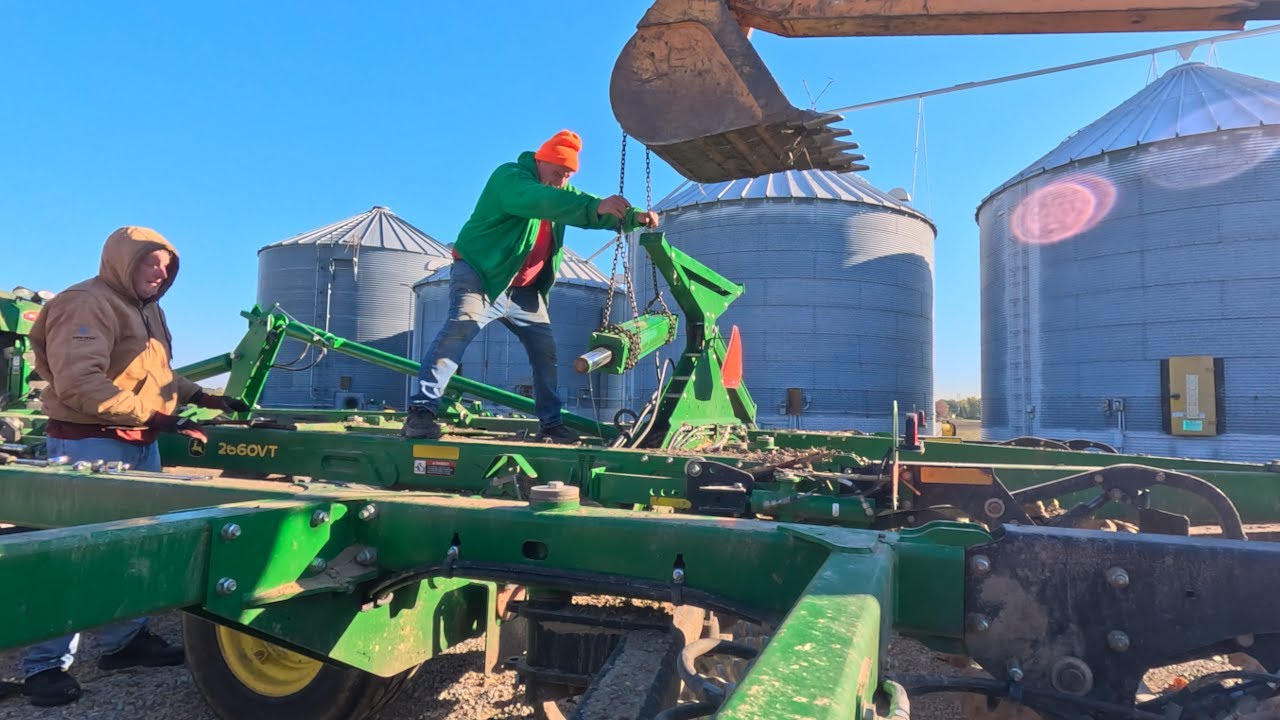 ОНА ЕГО СЛОМАЛА! (Крупная поломка почвообрабатывающего оборудования)