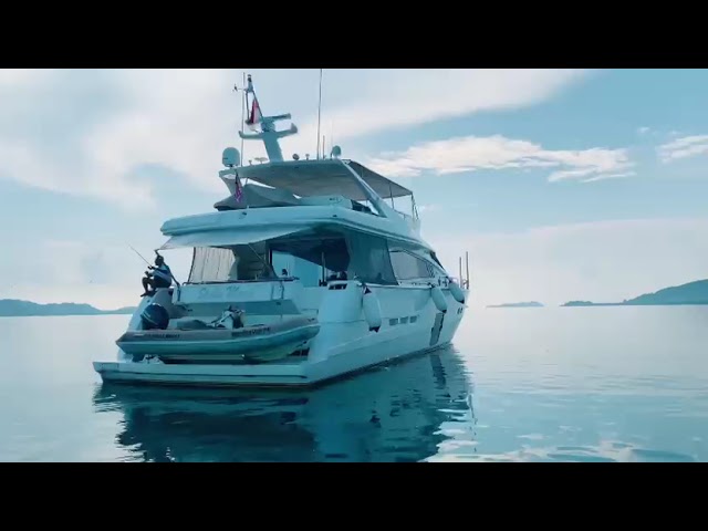 SingCoast 74'f | Italian Motoryacht ≤ 25 guests