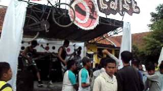 HOLY BOARD HEAD - Terjerat Gelap Dalam Sepi