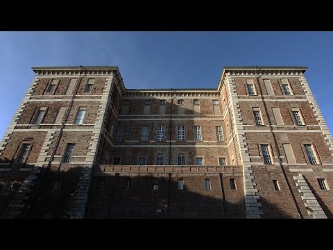 CASTELLO DI RIVOLI (Torino) Reggia Sabauda (UNESCO) (1/2) esterni