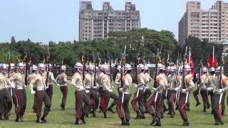 海軍陸戰隊68週年隊慶指揮官致歡迎詞.樂儀隊、兩棲、莒拳操演含平面全記錄0919 2015
