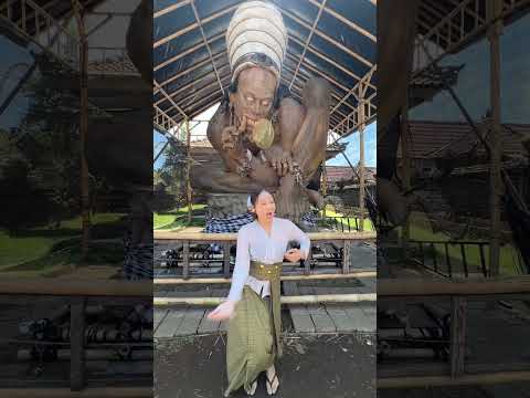 Opo wae tak tabrak yang menjadi penghalang#velocity #dance #shorts #fyp #trending #trend #viralvideo