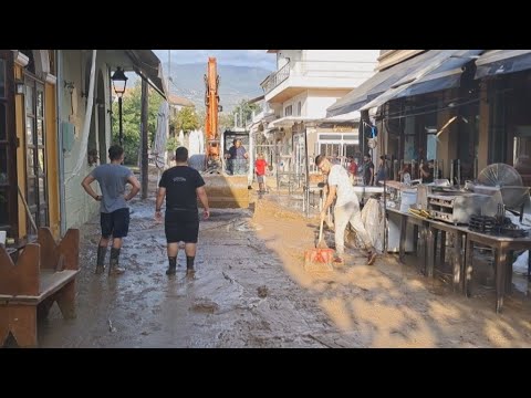 Μεγάλες προσπάθειες αρμόδιων φορέων και κατοίκων για την αποκατάσταση των ζημιών σε Βόλο,