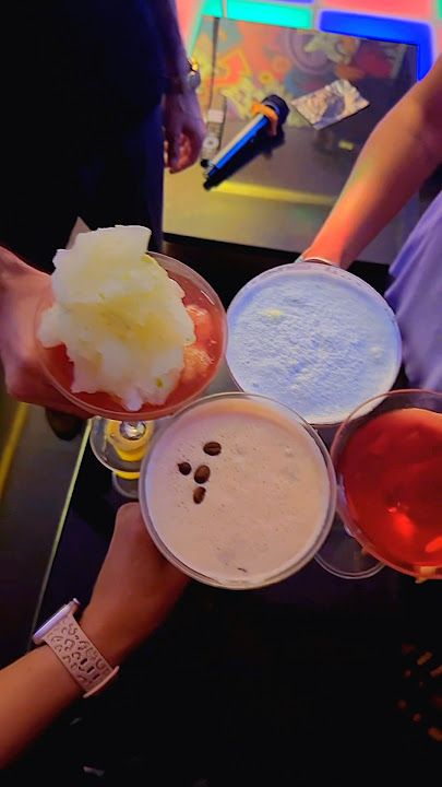 🎤 Birthday Vibes at Karaoke Night! | Fun, Food & Drinks 🍰🍹🎉