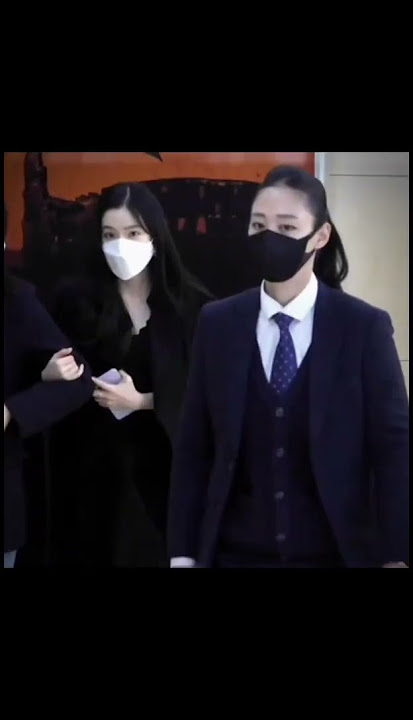 Idols and female bodyguard_#tiffany #irene #kwonyuri #nayeon #snsd #redvelevet #izone #twice #shorts