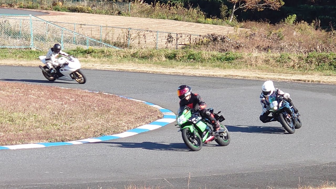 【YZF-R7】2025/11/24  トミンモーターランド 肩の脱力編