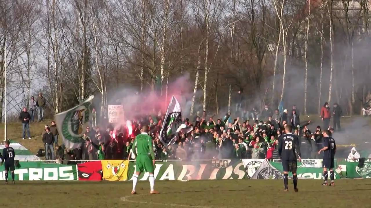 FSV Zwickau vs BSG Chemie Leipzig 2.Teil - YouTube