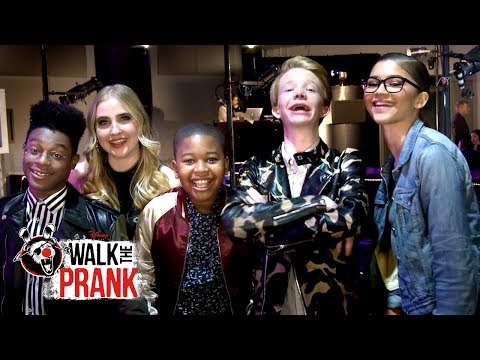 zendaya's-best-pranks-|-walk-the-prank-|-disney-xd