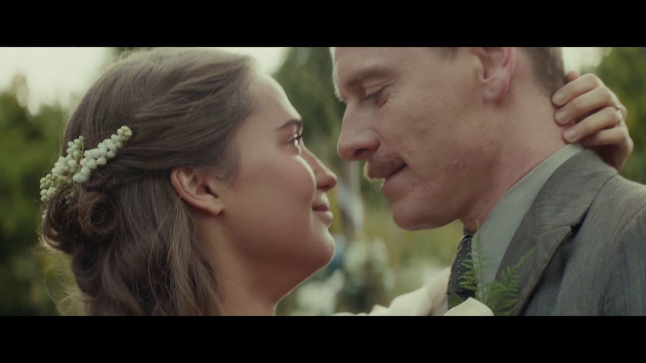 アリシア 自分たちについても考えさせられた ファスとのインタビュー映像到着 Cinemacafe Net