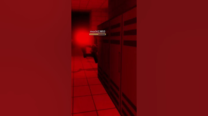 Miss Circle chasing me! #gamingvideos #roblox  #robloxhorror #misscircle #subscribe #robloxgames