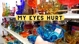 I've NEVER SEEN so much VINTAGE STUFF...LARGEST ANTIQUE Mall Part 2 | Reselling for  profit