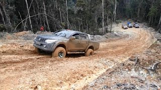 Ford Ranger | Toyota Hilux and Mitsubishi Triton Slippery Hill Climb  Double Cab Truck In Mud Route