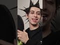 Capture de la vidéo Burberry Erry Eats His Shoe 😅