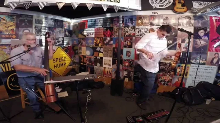 Loop Jam in Mostly A Minor - Mark Russell and Jim ...