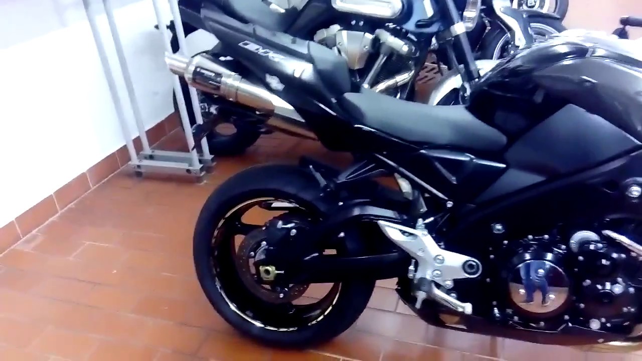 suzuki b king exhaust