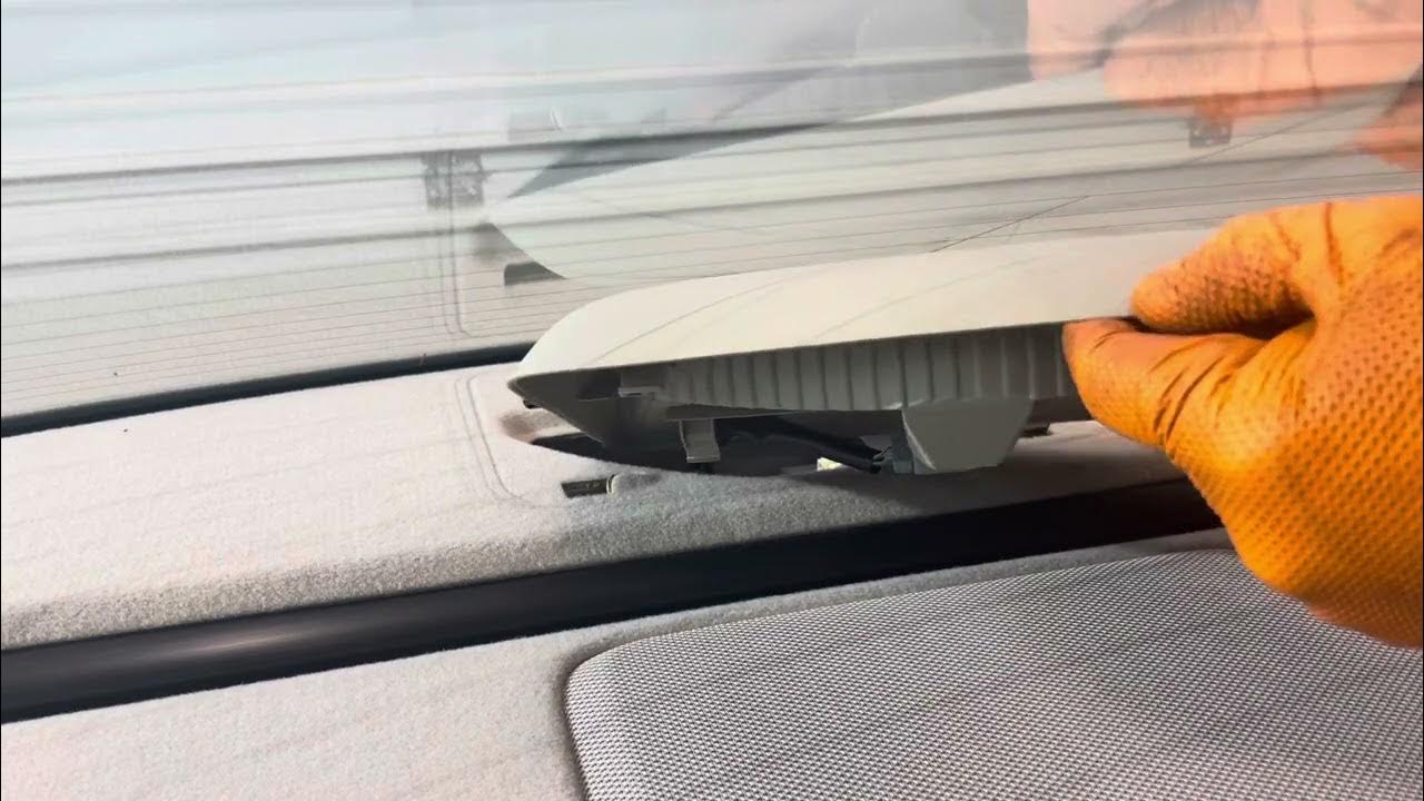 20022006 Lexus ES300 ES330 Center High Mount Brake Stop Light Bulb