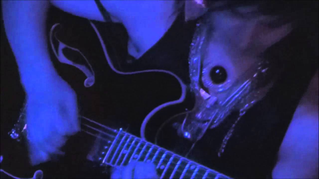 Giust/IOIOI/Gawara (feat. Patrizia Oliva) live@Machito, Torino