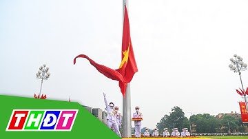 Lễ thượng cờ mừng Quốc khánh ở Lăng Chủ tịch Hồ Chí Minh | THDT
