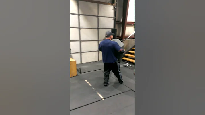 Ryan Cashman Husafell 300lb