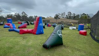 Campo Móvil De Paintball Con Inflables Recreativos Blackdog Y Malla Profesional.