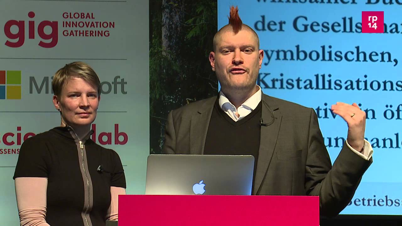 rp13095 re:publica 2014 - Sascha Lobo, Dorothee Werner: Betriebssystem Buch