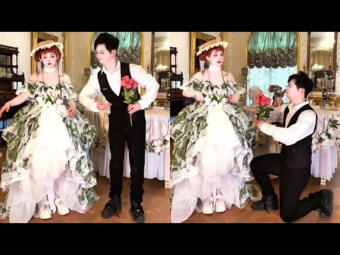 Robot doll shakes it with friends! thumbnail
