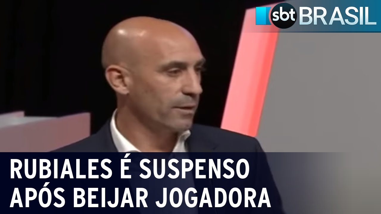 Presidente da Federação Espanhola, Luís Rubiales, é suspenso pela FIFA | SBT Brasil (26/08/23)