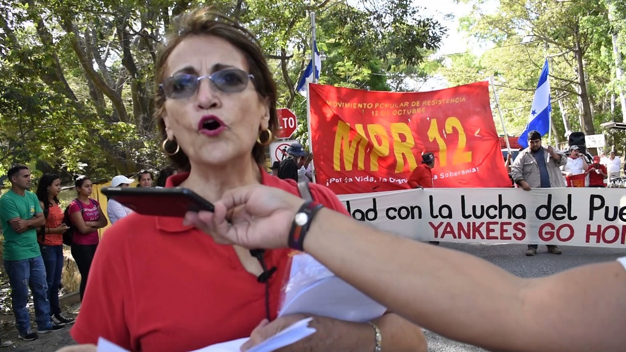 Manifestan en solidaridad con Honduras