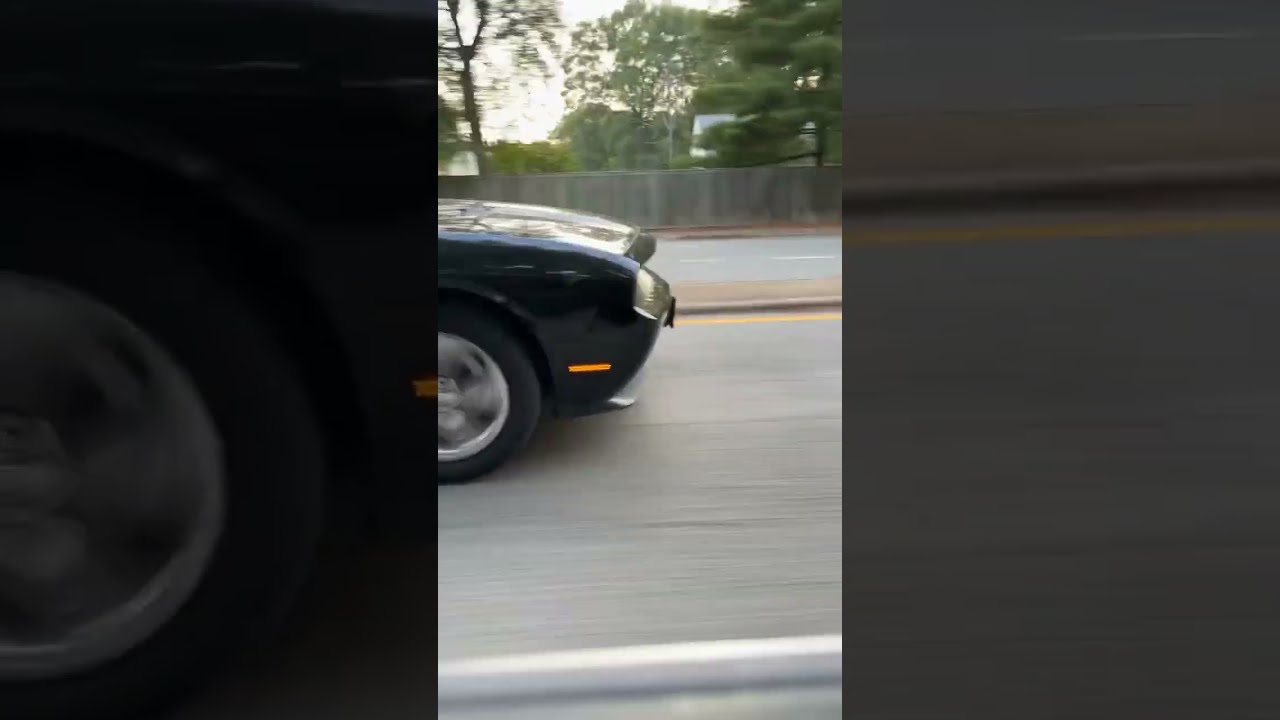 Crown Vic P71 Vs SXT Challenger Dodge Carexhaust Automobile Car Race