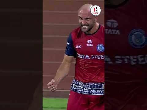 The 🥊 celebration & goal ft. Peter Hartley 💪🏻 | #HeroISL #PeterHartley #JamshedpurFC #shorts