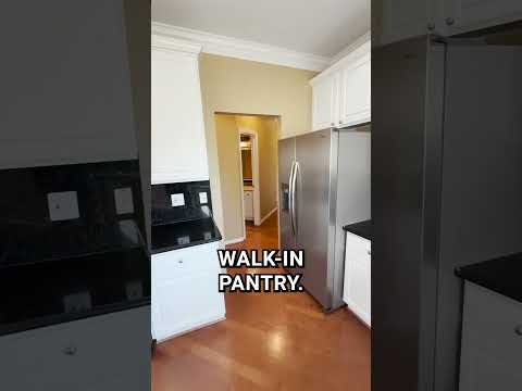 21327 Carlton Dr, Macomb, MI home video tour