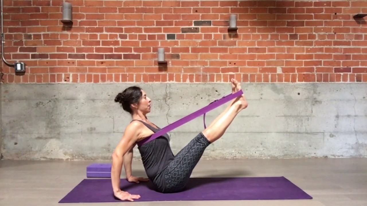 9 Yoga Modifications for Pregnancy and How to Teach Them