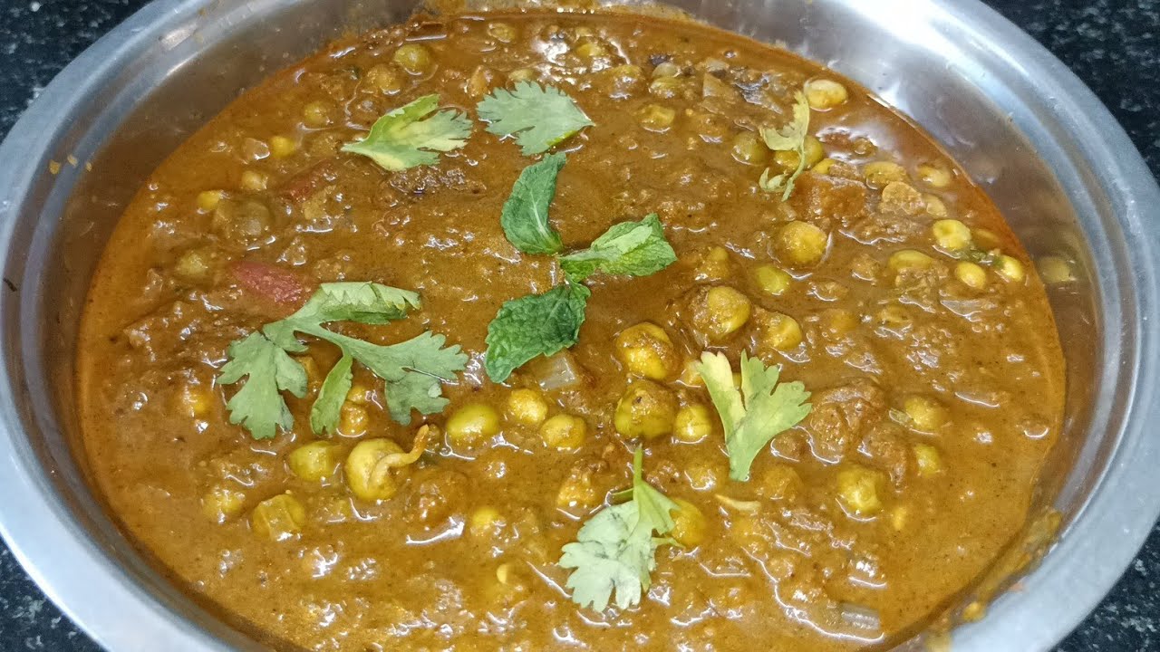 ಪಾಲಕ್ ಬಟಾಣಿ ಗ್ರೇವಿ || ಒಂದೇ  ತರ ತಿಂದು ತಿಂದು ಬೇಜಾರಾದ್ರೆ! ಡಿಫರೆಂಟ್ ಆಗಿ ಮಾಡಿ ನೋಡಿ ಟೆಸ್ಟ್ ಅಂತೂ ಸೂಪರ್ || 